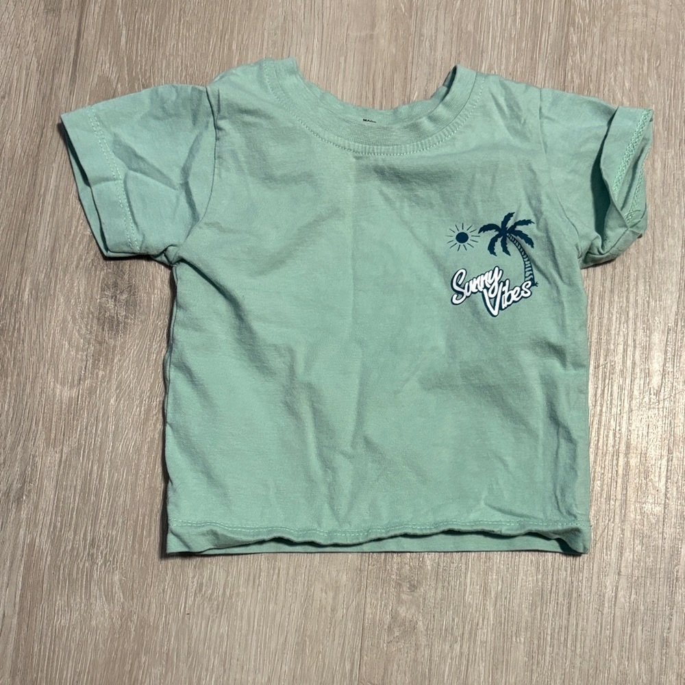 Sunny Vibesโ Kids T-Shirt - Green